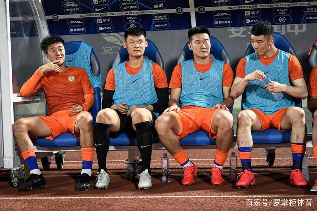 争夺战升级：皇马报价领先，巴萨仍在追求15岁天才